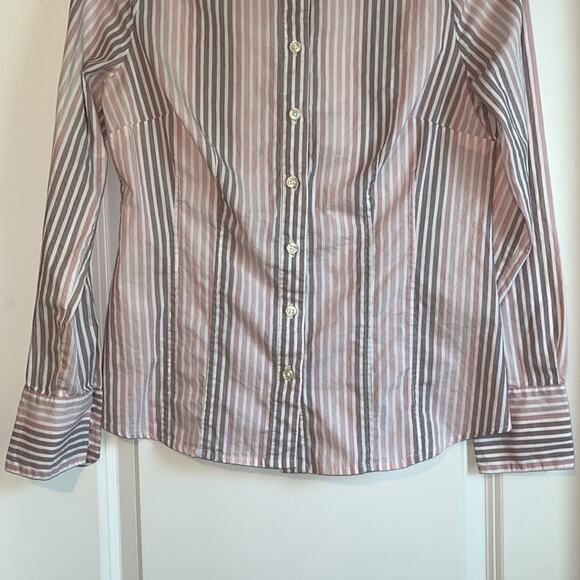 ⚡️ 3 for $20 ⚡️ Apostrophe Striped Button Down Blouse - Picture 3 of 8